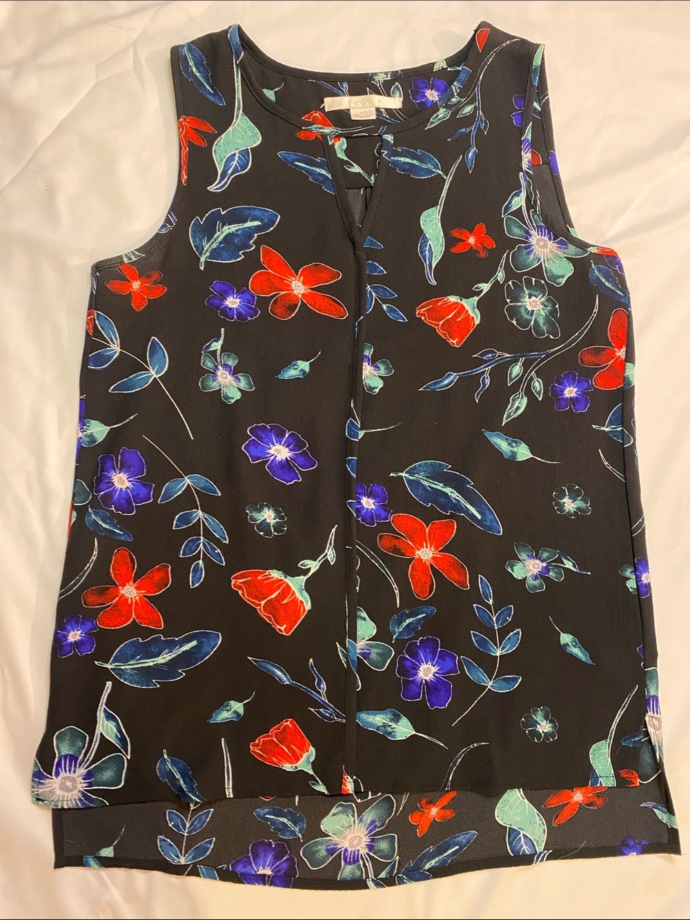 Black Floral Sleeveless V-Notch Blouse